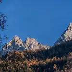Chamois Blanc Terrasse - A Haven Near Aiguille Du Midi